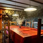 La Casa Del Arco * Añón