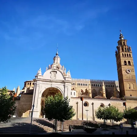 La Casa Del Arco