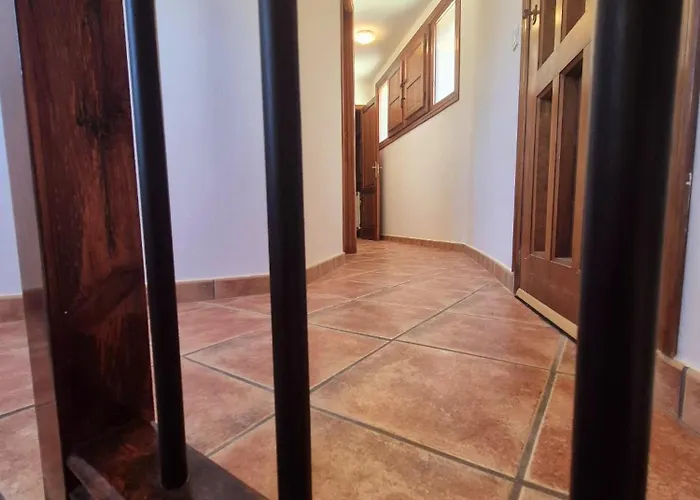 La Casa Del Arco * Añón