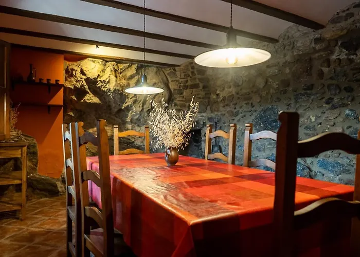 La Casa Del Arco * Añón