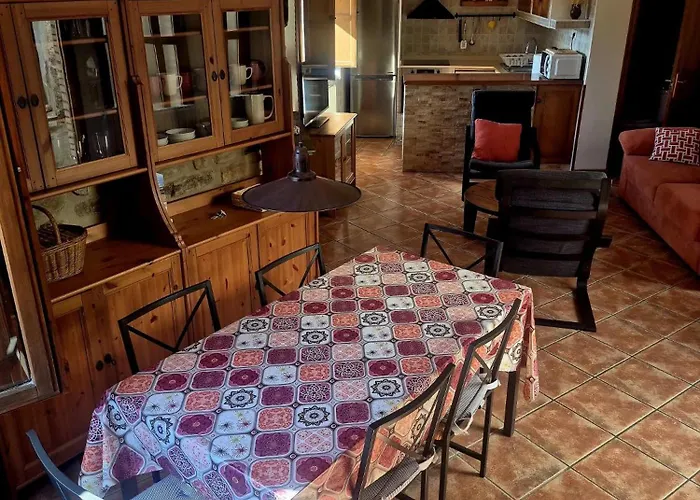 La Casa Del Arco Semesterbostad Añón